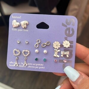 Claire’s Earring Set